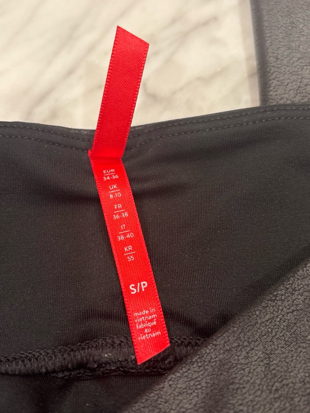 SPANX LEGGINGS - Picture 6 of 6